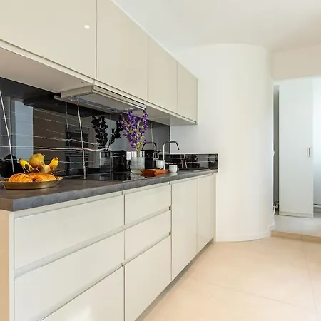 Apartment A4#premium#arc De Triomphe#champselysees#3bedrooms#ac *